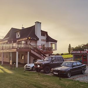 Hotelik Dworek Legnickie Pole 4Km Od Legnicy